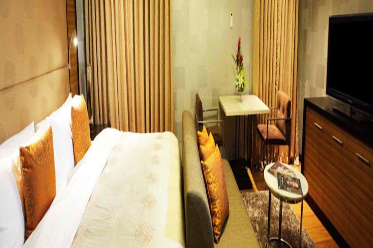 The Royal Mandaya Hotel Davao Luaran gambar