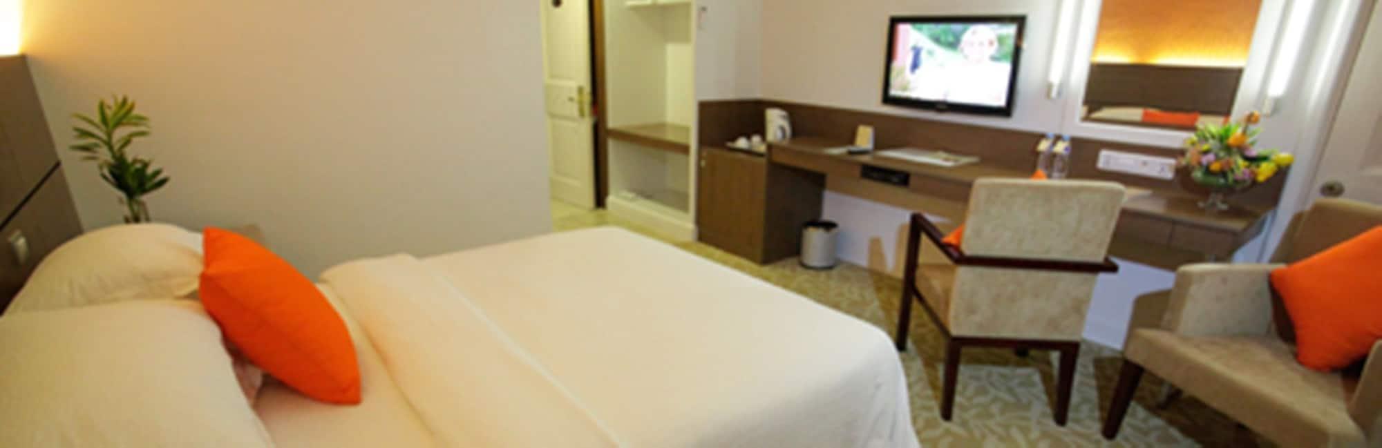 The Royal Mandaya Hotel Davao Luaran gambar