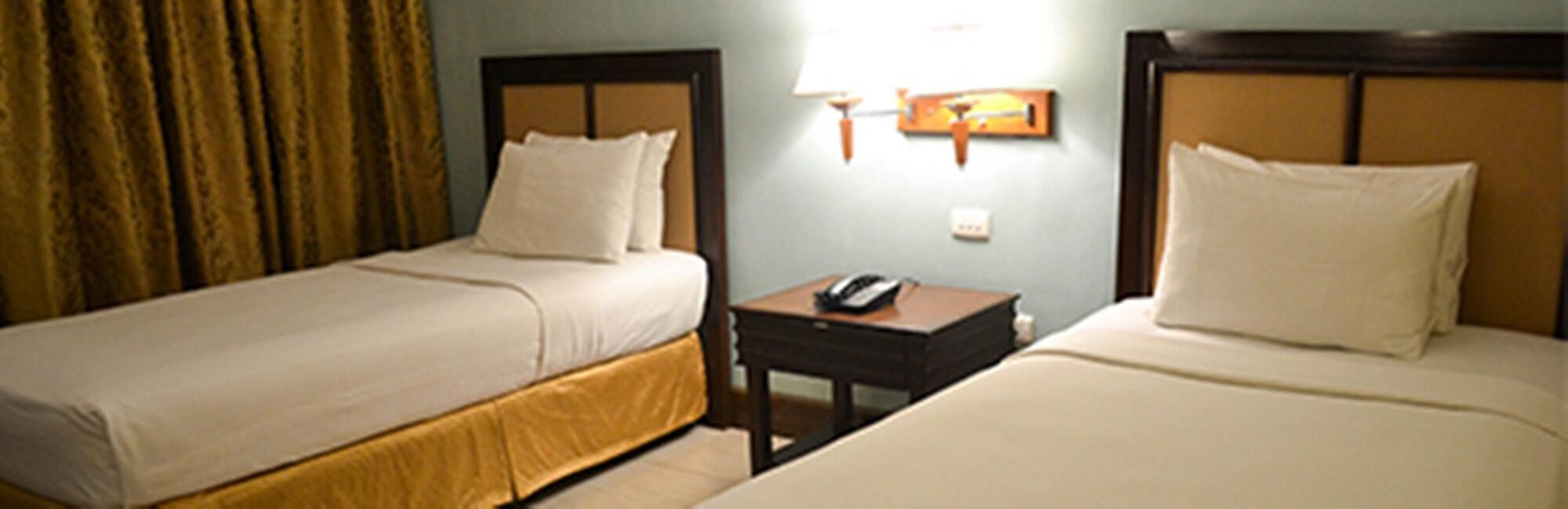 The Royal Mandaya Hotel Davao Luaran gambar