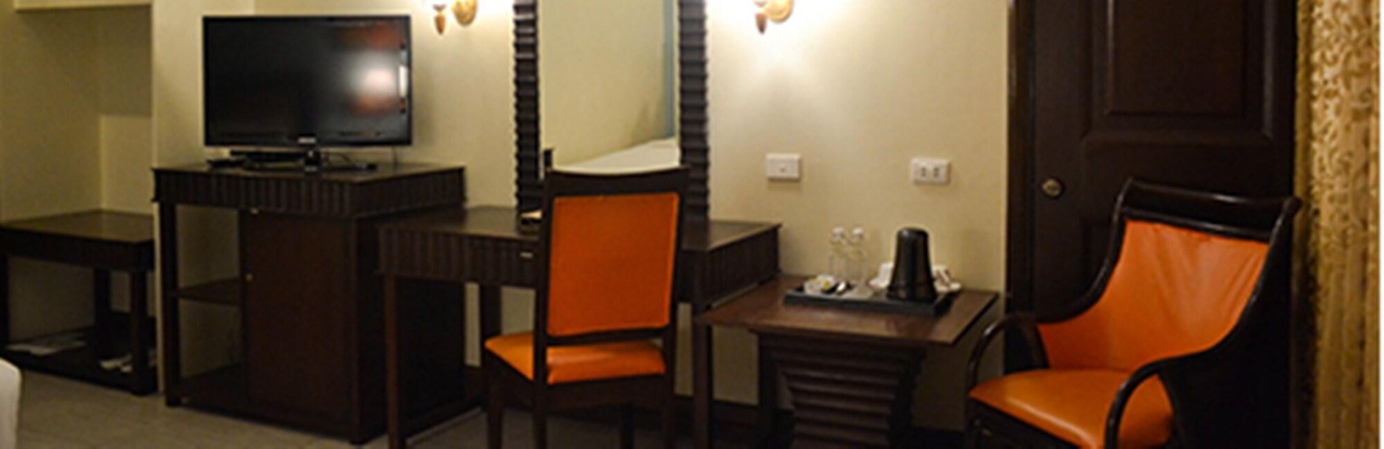 The Royal Mandaya Hotel Davao Luaran gambar