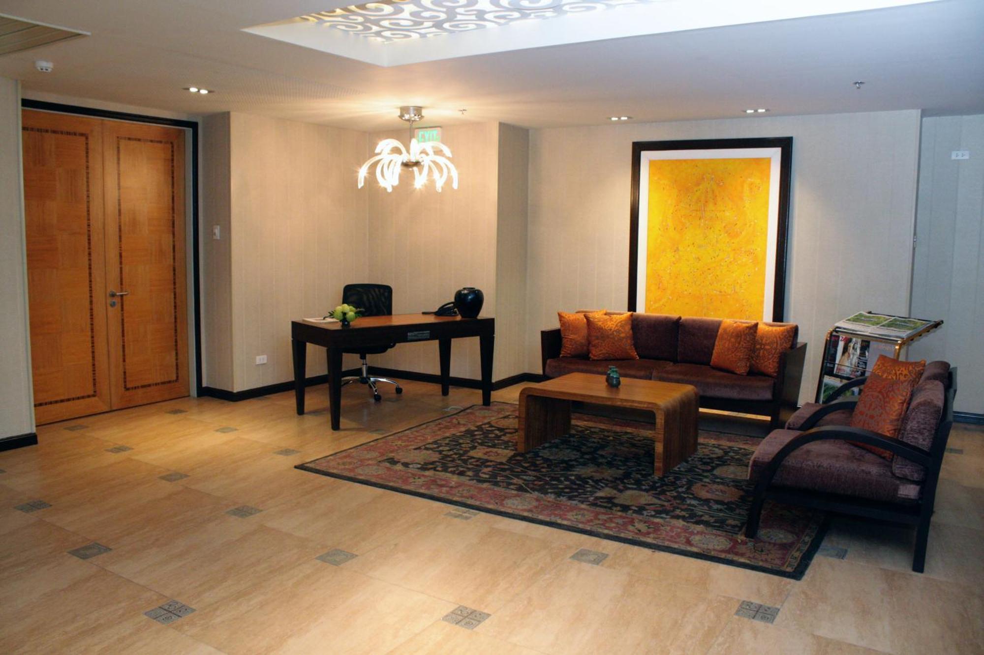The Royal Mandaya Hotel Davao Luaran gambar